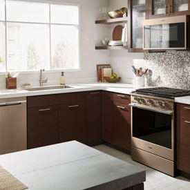 Whirlpool® Smart Appliances in Fingerprint Resistant Sunset Bronze